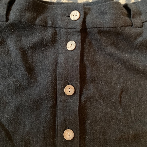 Frank and Oak black linen blend midi skirt L/XL - Picture 2 of 5